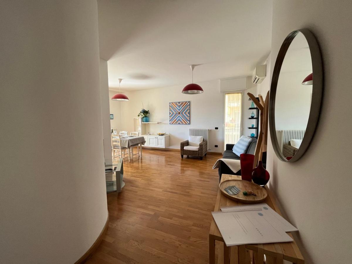 Dea Apartment Albenga Buitenkant foto