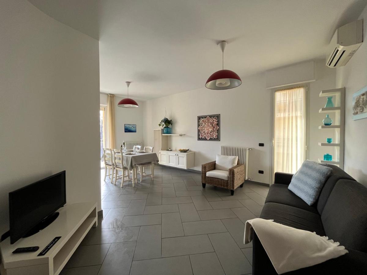 Dea Apartment Albenga Buitenkant foto